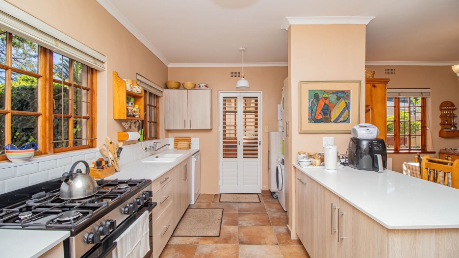 4 Bedroom Property for Sale in Table View Western Cape